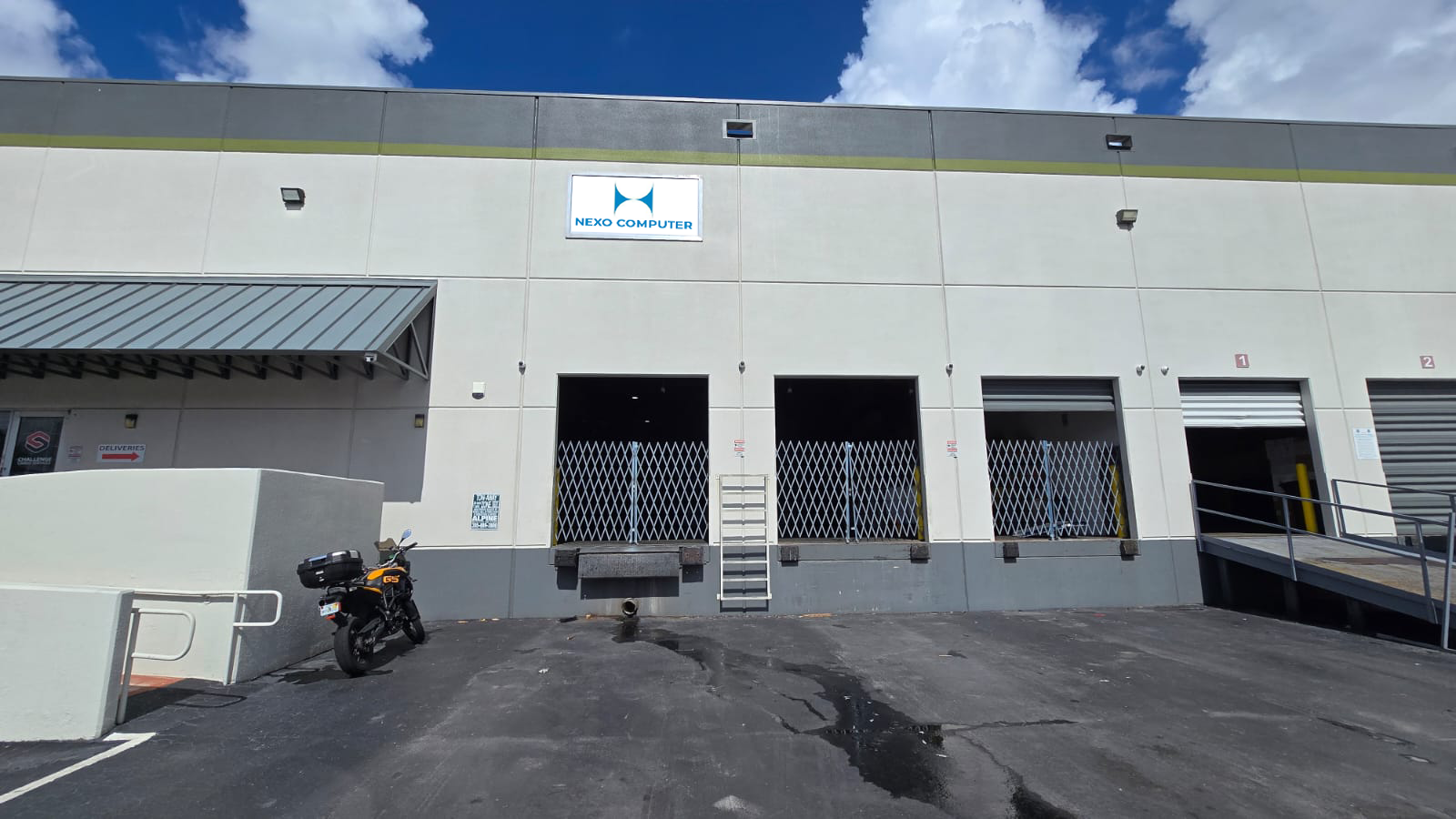 Fachada Depósito Nexo Computer